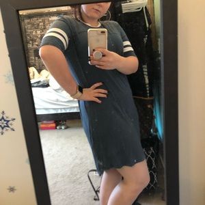 Blue t-shirt dress- Z Supply L